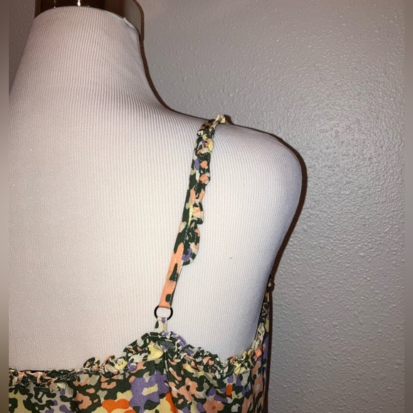 Rails Adalyn Midi Dress in Gardenia Floral Print Yellow Green Ruffle Bottom NWT - Picture 11 of 13